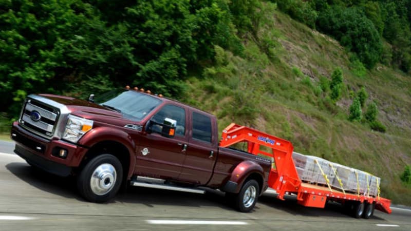 What is the towing capacity of a Ford F-350?